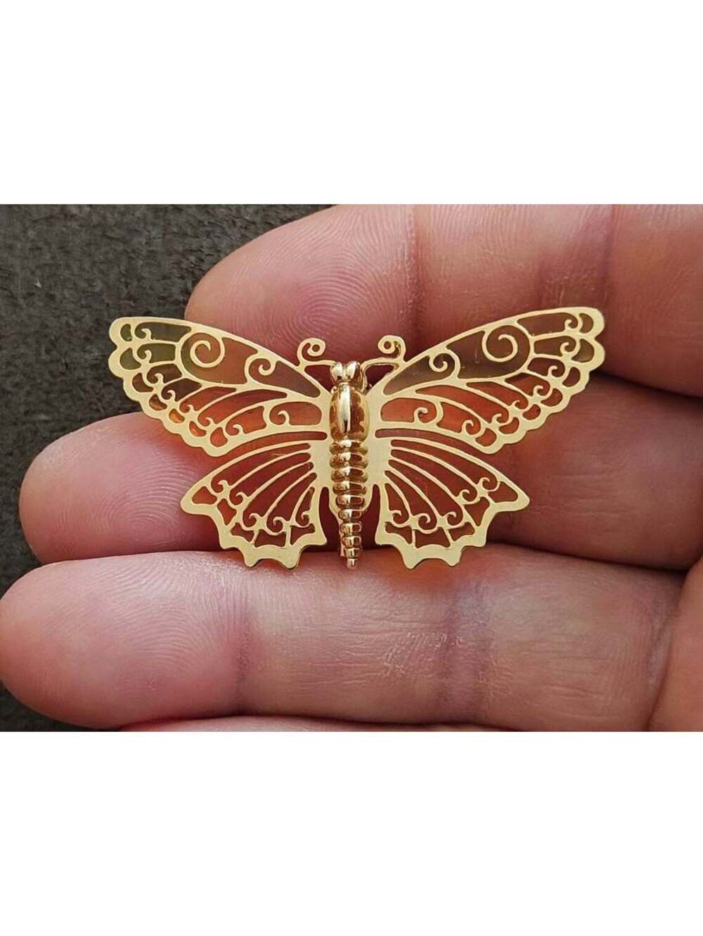 1970s Avon Luminous Wings Butterfly Gold Tone Filigree Brooch Pin.